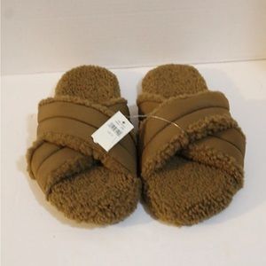 Offline by Aerie Brown Quilted Puffer Sherpa Slippers